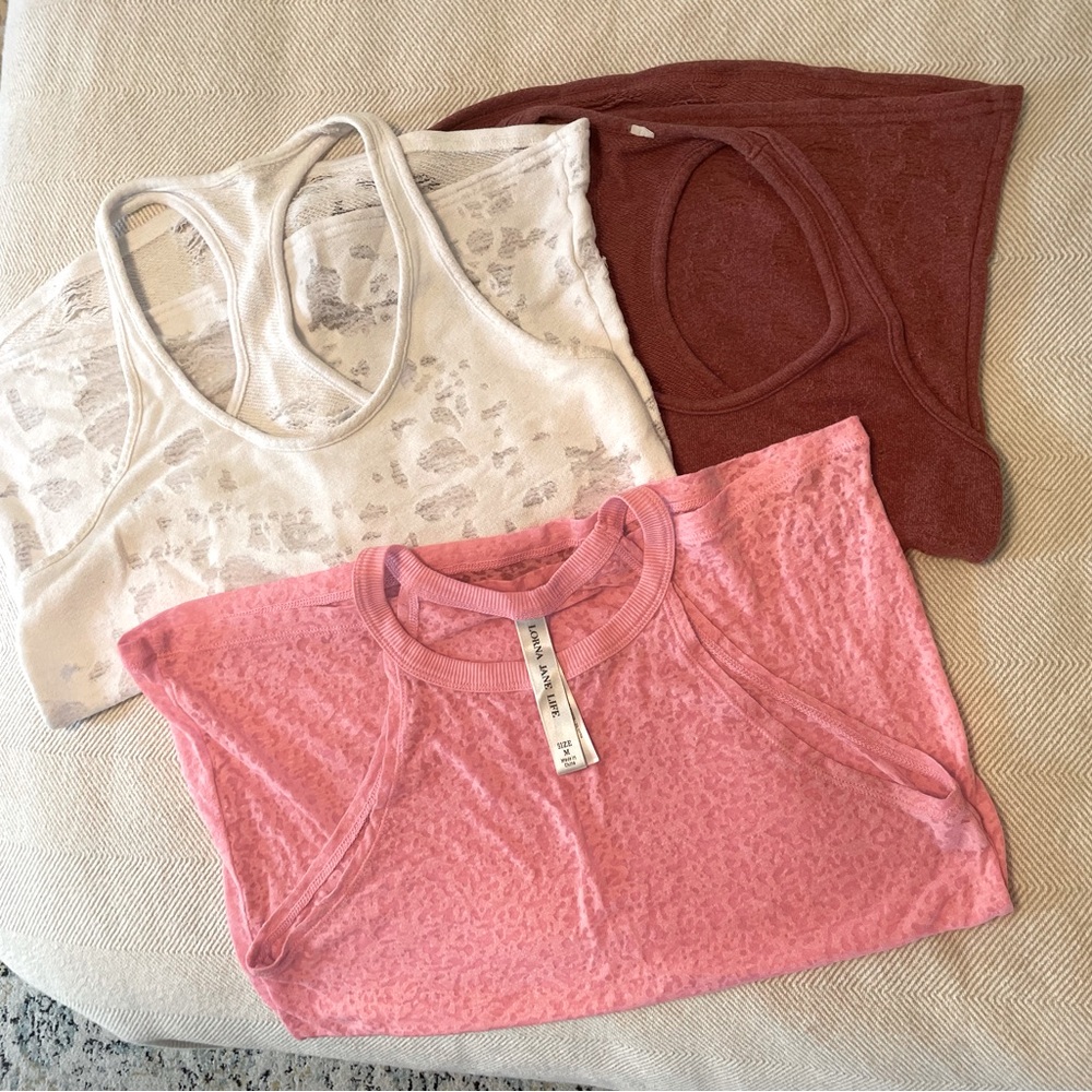 Lot of 3 burnout tanks